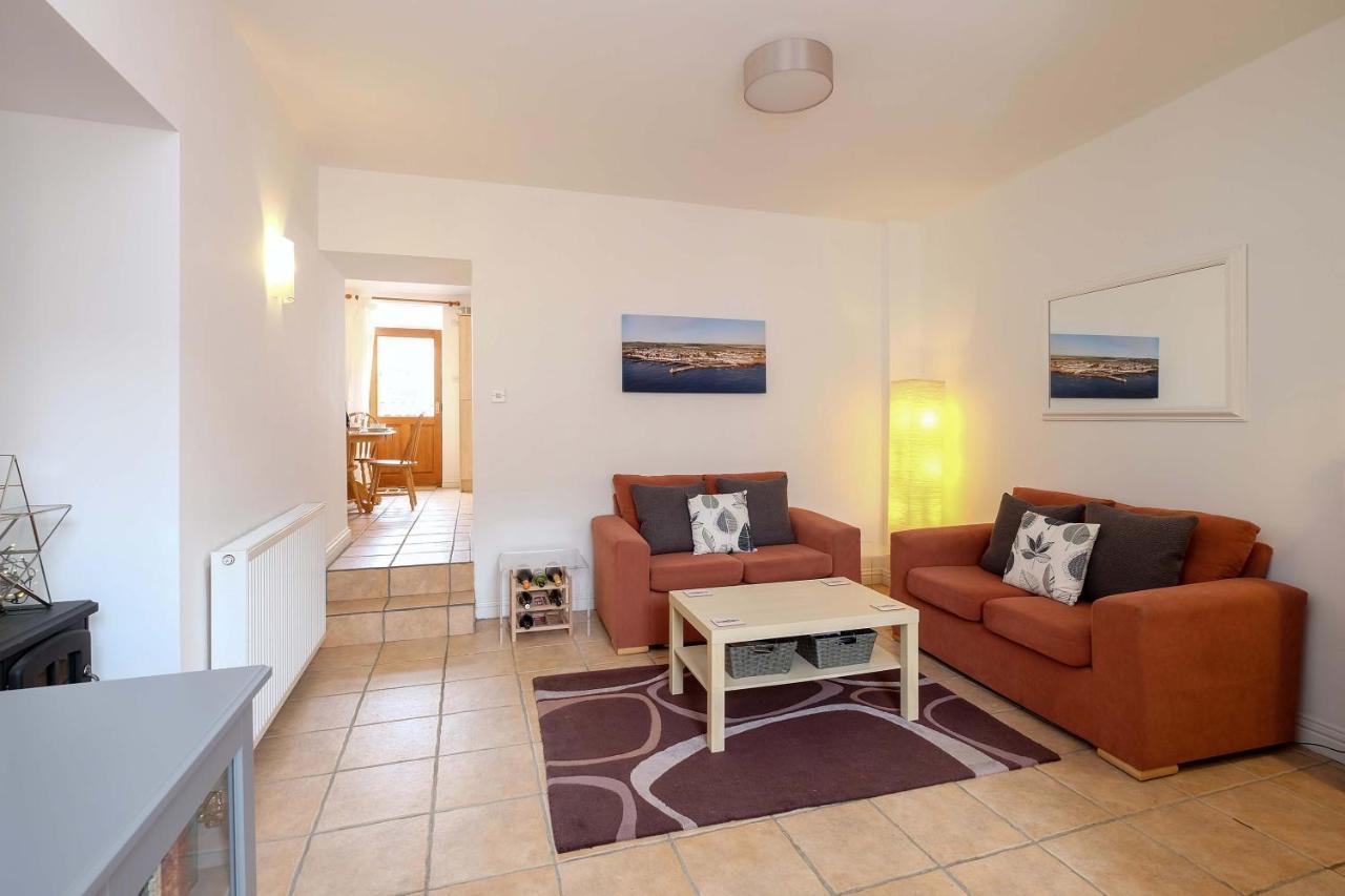 Sea Whisper- Lovely Home In Charming Village Pittenweem Exterior photo